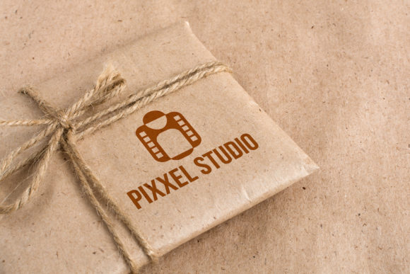 Pixxel Studio: A Modern Vector Logo for Any Brand